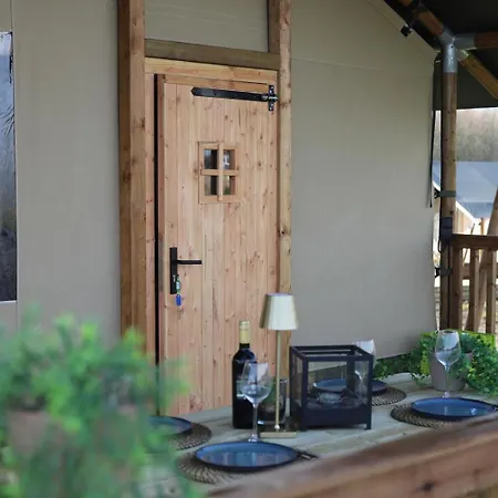 Safaritent Wood Xl Met Tuinzicht Nieuwe Wetering Exterior photo